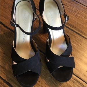 Chinese Laundry Black Suede Size 6 Heels